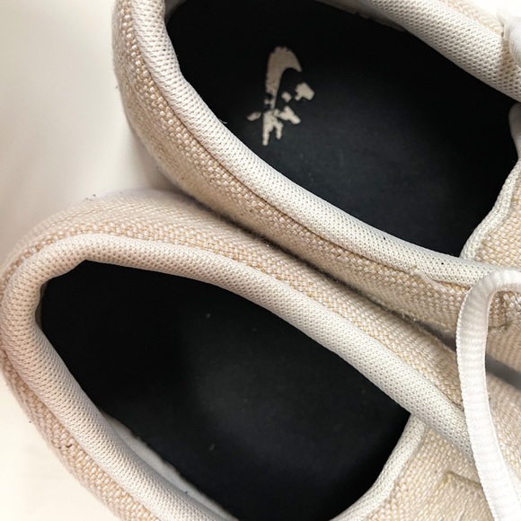 Men’s Nike Canvas Shoes - Picture 6 of 10